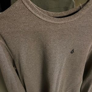 Volcom long sleeve thermal size large